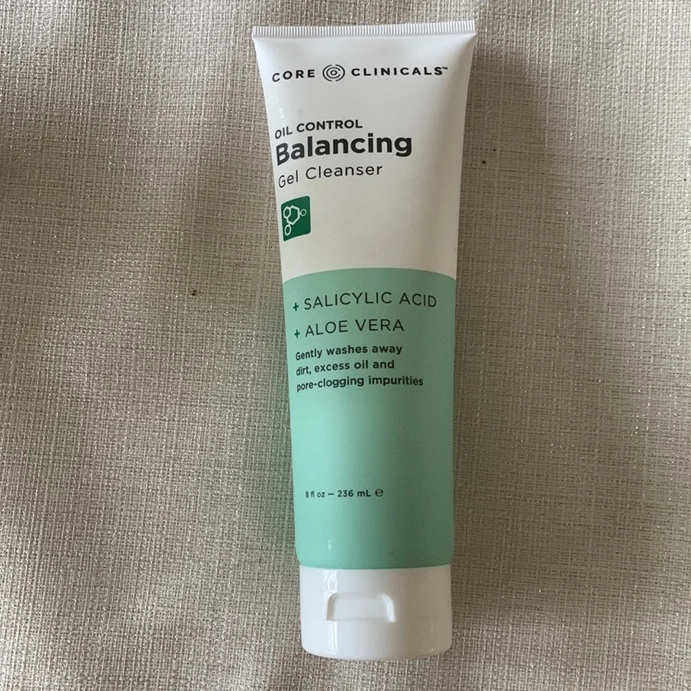 Core Clinicals Face Cleanser 8 oz Oil Control Balancing Gel Aloe Vera Full Size